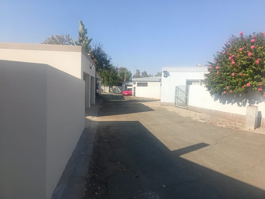 3 Bedroom Property for Sale in Rhodesdene Northern Cape
